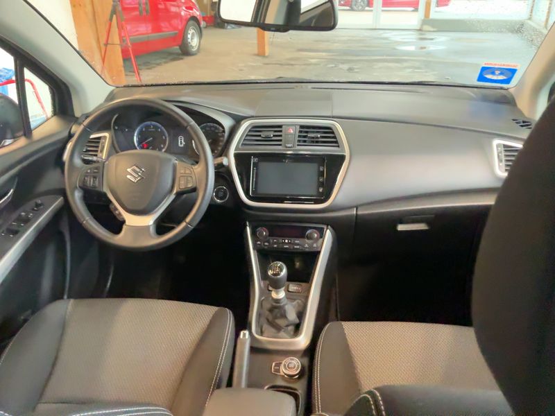 Suzuki SX4 1.6 DDiS Comfort 4x4 2016 – снимка 18