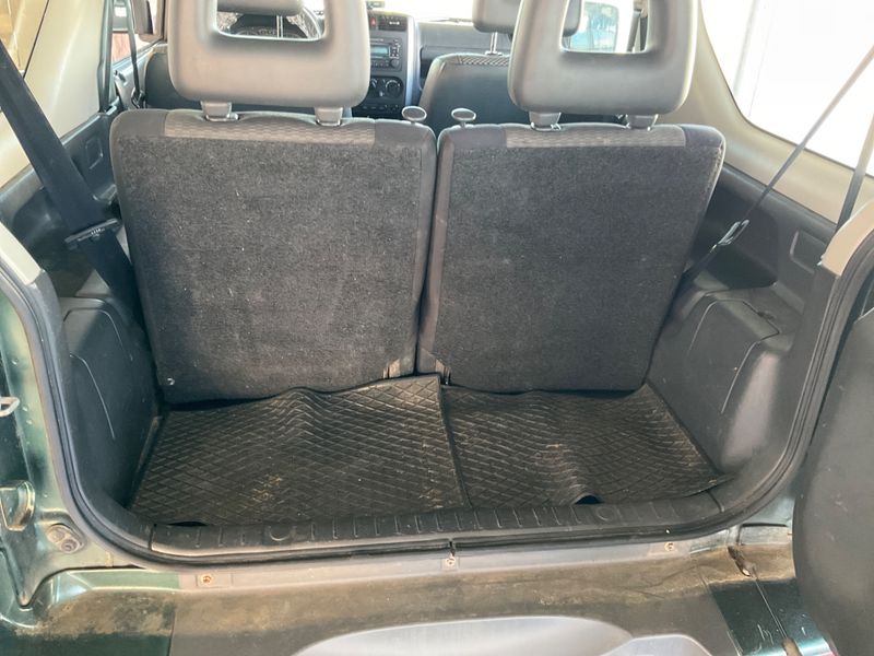 Suzuki Jimny 1.5 DDiS VX 2008 – снимка 38