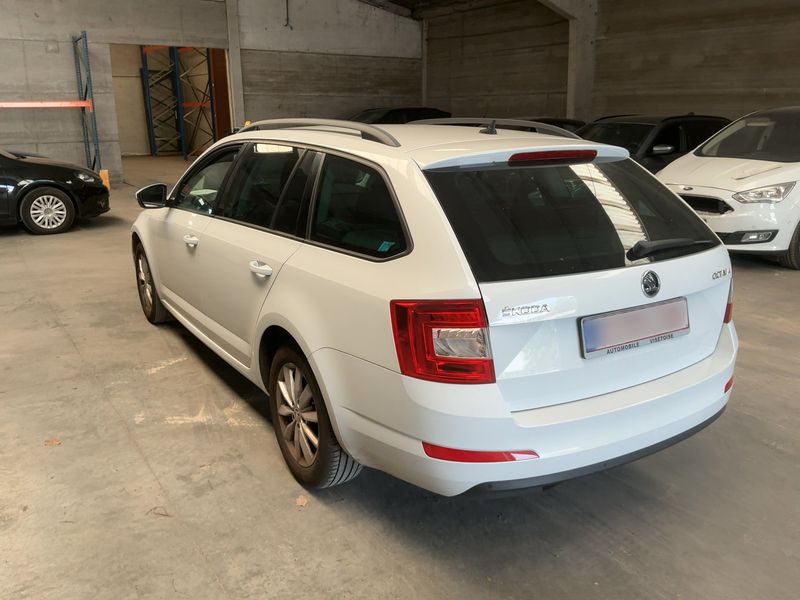 Skoda Octavia 1.6 TDI Ambition 2017 – снимка 6