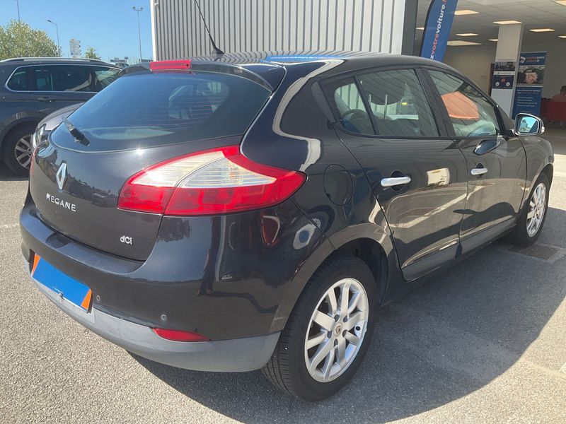 Renault Megane 1.5 dCi Privilege 2010 – снимка 2