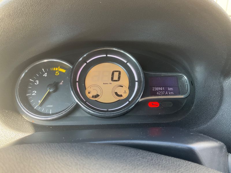 Renault Megane 1.5 dCi Privilege 2010 – снимка 4