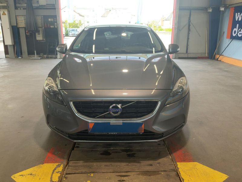 Volvo V40 2.0 D4 You! 2014 – снимка 14
