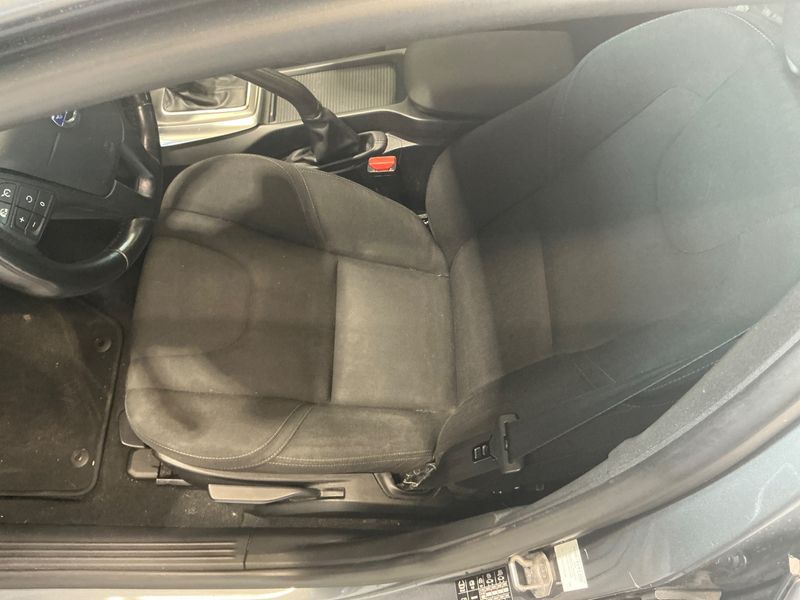 Volvo V40 2.0 D4 You! 2014 – снимка 27