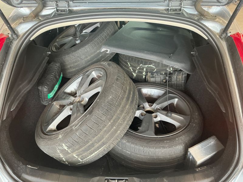 Volvo V40 2.0 D4 You! 2014 – снимка 15