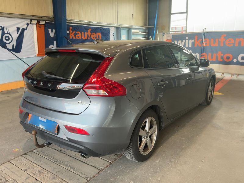 Volvo V40 2.0 D4 You! 2014 – снимка 8
