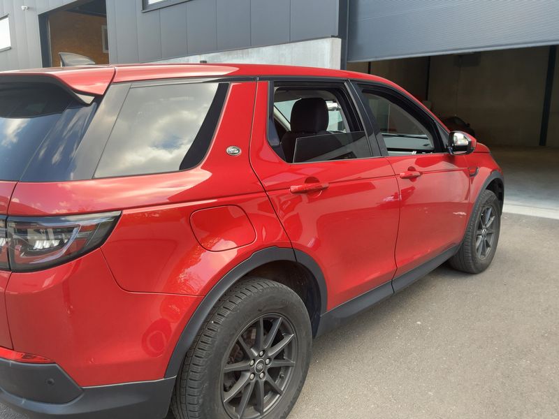 Land Rover Discovery Sport 2.0 Td4 Mild-Hybrid AWD 2020 – снимка 8