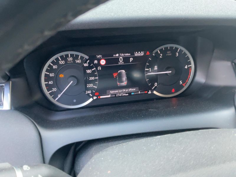 Land Rover Discovery Sport 2.0 Td4 Mild-Hybrid AWD 2020 – снимка 18