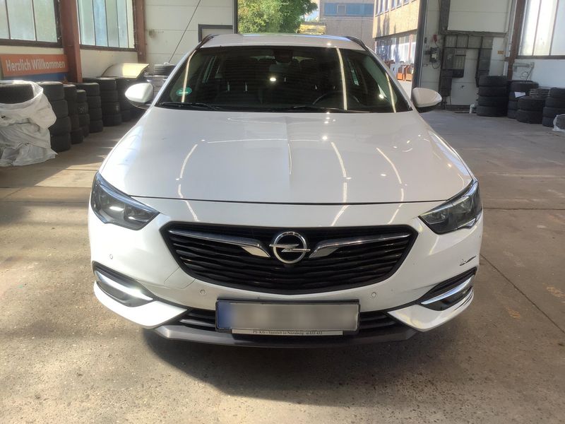 Opel Insignia Sports Tourer 1.6 CDTI DPF Edition 2019 – снимка 14