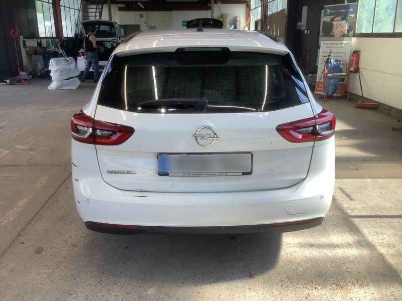 Opel Insignia Sports Tourer 1.6 CDTI DPF Edition 2019 – снимка 7