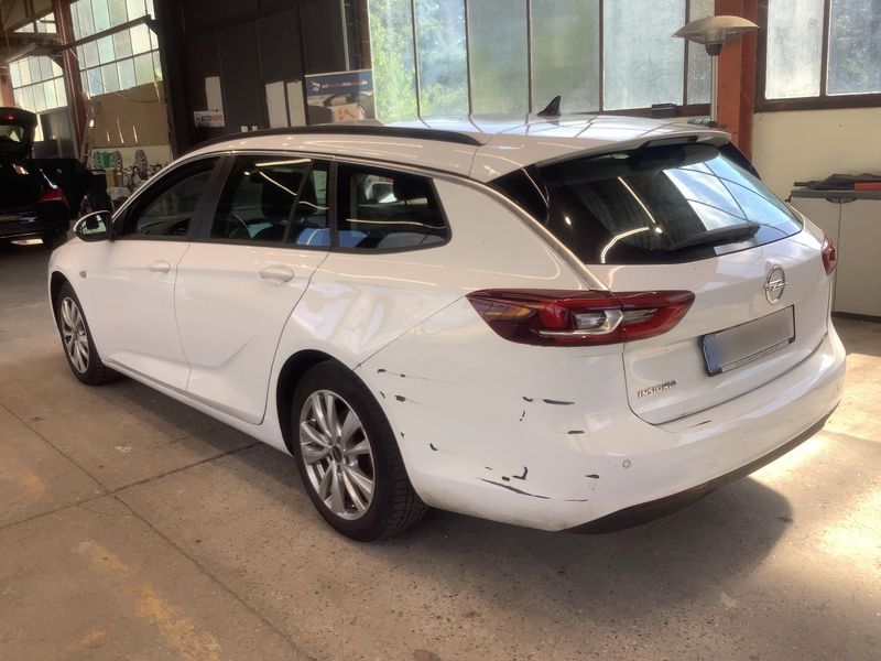 Opel Insignia Sports Tourer 1.6 CDTI DPF Edition 2019 – снимка 6