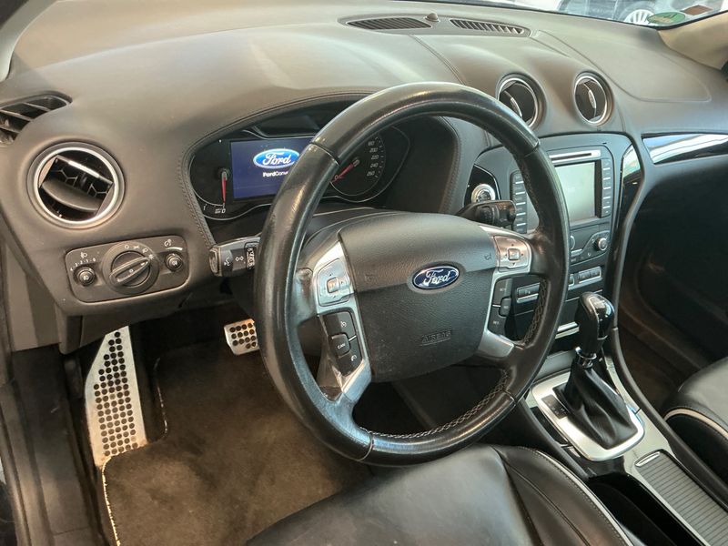 Ford Mondeo 2.0 TDCi Titanium 2014 – снимка 29