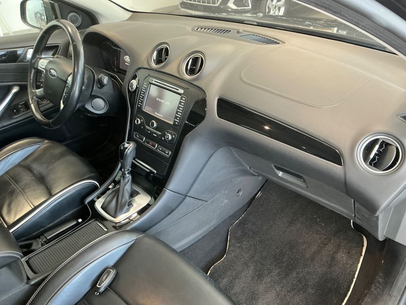 Ford Mondeo 2.0 TDCi Titanium 2014 – снимка 27