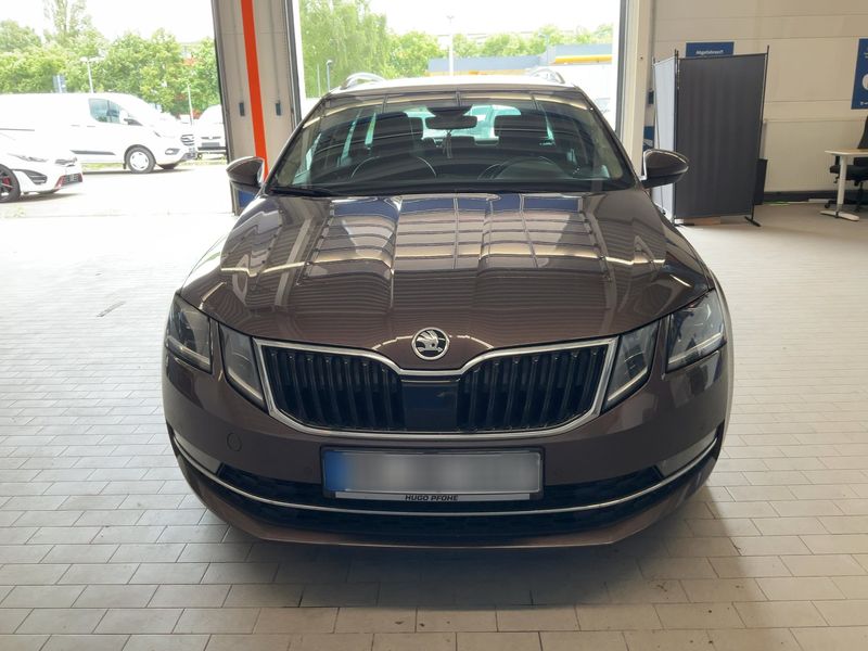Skoda Octavia 2.0 TDI Laurin & Klement 2017 – снимка 14