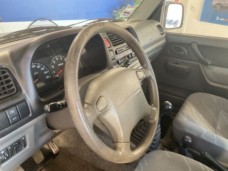 Suzuki Jimny 1.3 JLX 2001 – снимка 31