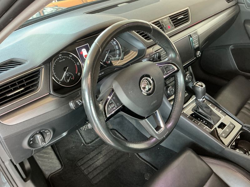 Skoda Superb 2.0 TDI Style 2016 – снимка 44