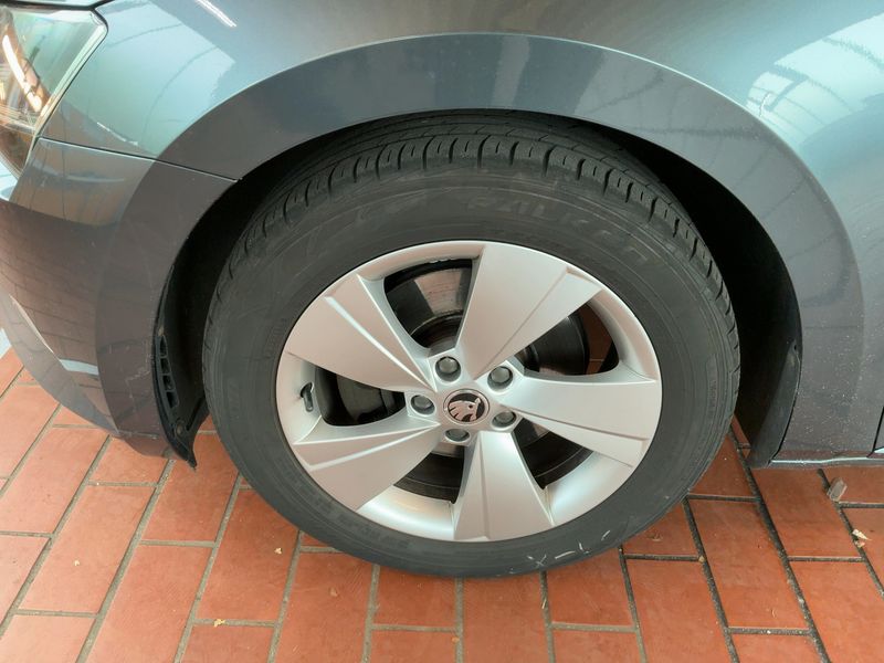 Skoda Superb 2.0 TDI Style 2016 – снимка 3