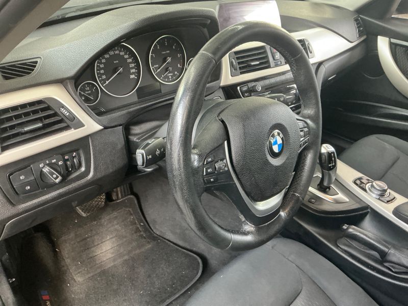 BMW 3er 318d Advantage 2016 – снимка 26