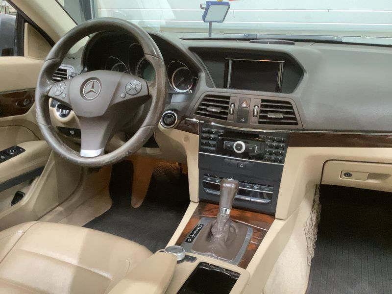 Mercedes-Benz E-Klasse E 220 CDI BlueEfficiency Elegance 2011 – снимка 12