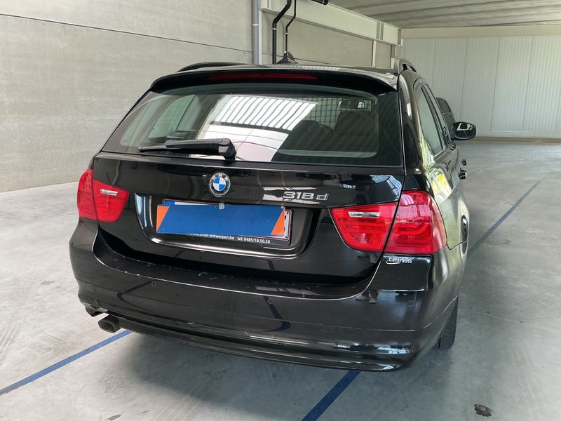 BMW 3er 318d 2009 – снимка 2