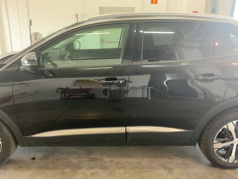 Peugeot 3008 1.5 Blue-HDi Allure 2019 – снимка 4
