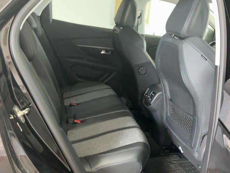 Peugeot 3008 1.5 Blue-HDi Allure 2019 – снимка 19