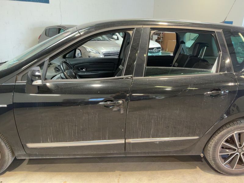Renault Scenic 1.5 dCi Energy Bose 2014 – снимка 4