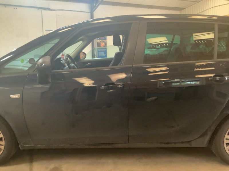 Opel Zafira Tourer 1.6 CDTI Selective Start/Stop 2018 – снимка 4