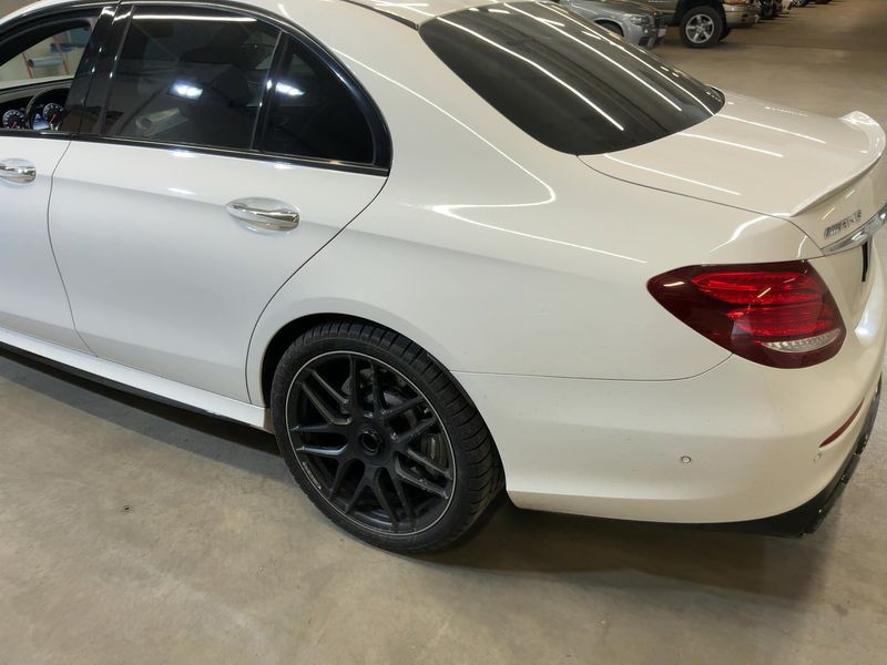 Mercedes-Benz E-Klasse E 63 AMG 4Matic 2019 – снимка 6