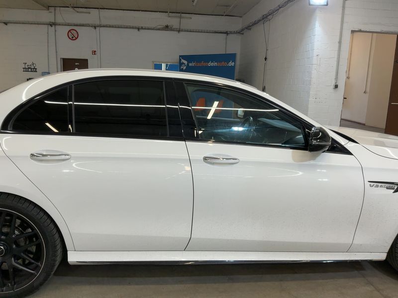 Mercedes-Benz E-Klasse E 63 AMG 4Matic 2019 – снимка 10
