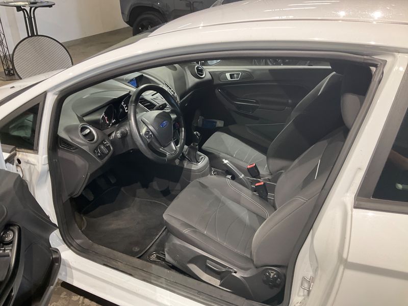Ford Fiesta 1.0 Ambiente 2016 – снимка 3
