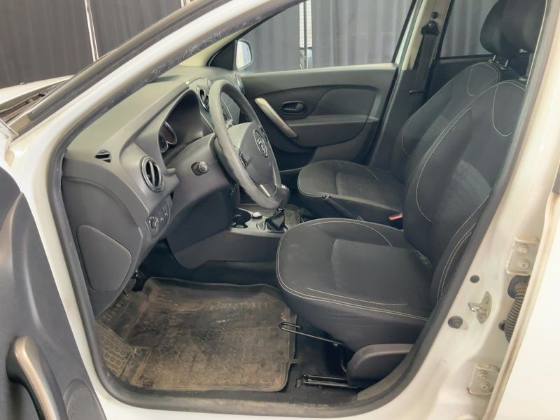 Dacia Logan MCV 0.9 TCe Supreme 2016 – снимка 16