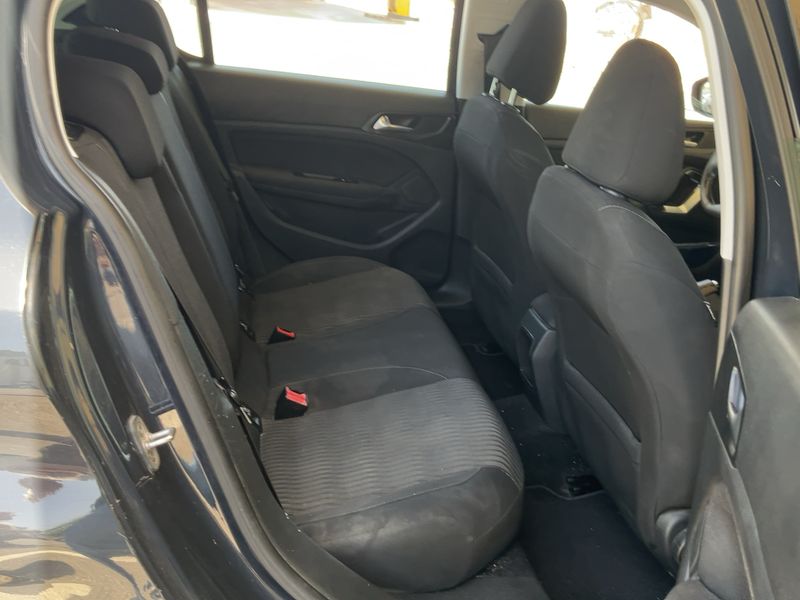Peugeot 308 1.6 HDi Active 2015 – снимка 19