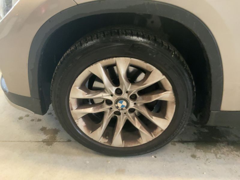 BMW X1 sDrive 16d Business 2015 – снимка на щета 3