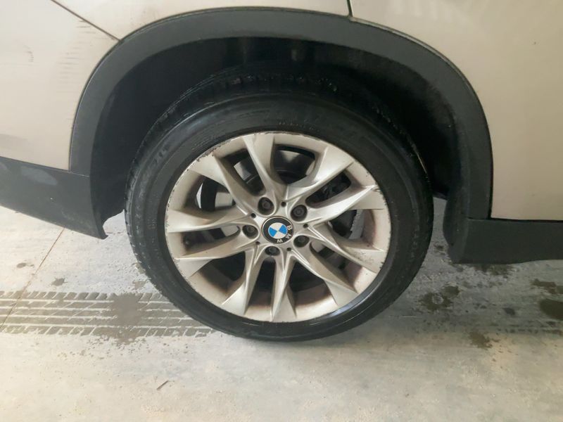 BMW X1 sDrive 16d Business 2015 – снимка на щета 9