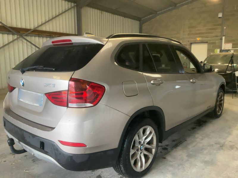 BMW X1 sDrive 16d Business 2015 – снимка 8