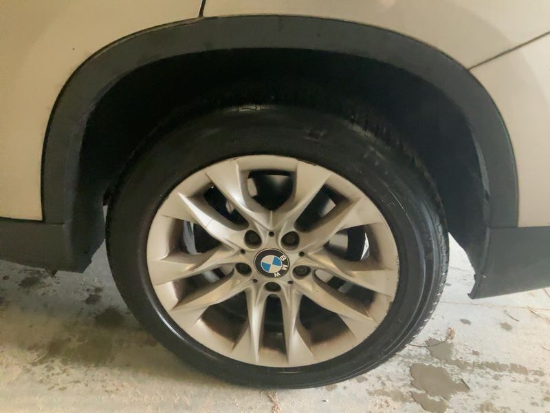 BMW X1 sDrive 16d Business 2015 – снимка на щета 5