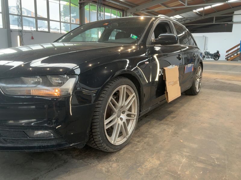 Audi A4 2.0 TDI S line Sportpaket plus 2012 – снимка 2