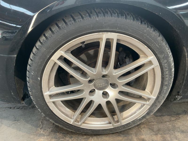 Audi A4 2.0 TDI S line Sportpaket plus 2012 – снимка 16