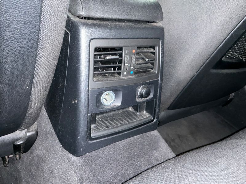 BMW 3er 320d 2011 – снимка 33