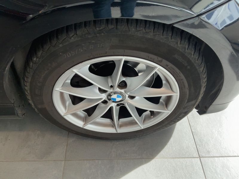 BMW 3er 320d 2011 – снимка 11