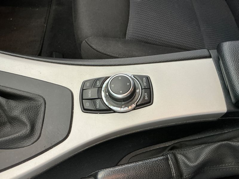 BMW 3er 320d 2011 – снимка 39