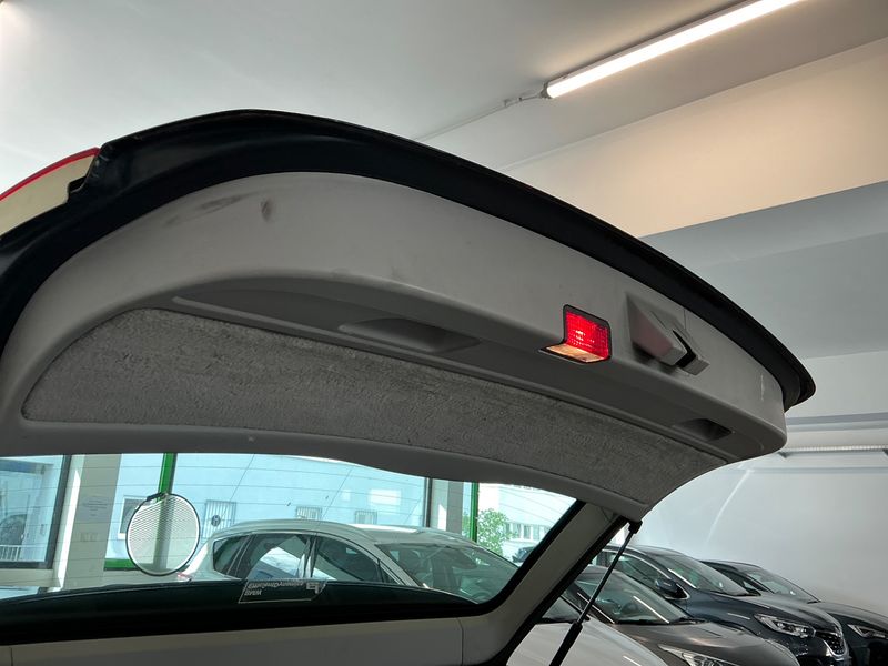 BMW 3er 320d 2011 – снимка 38