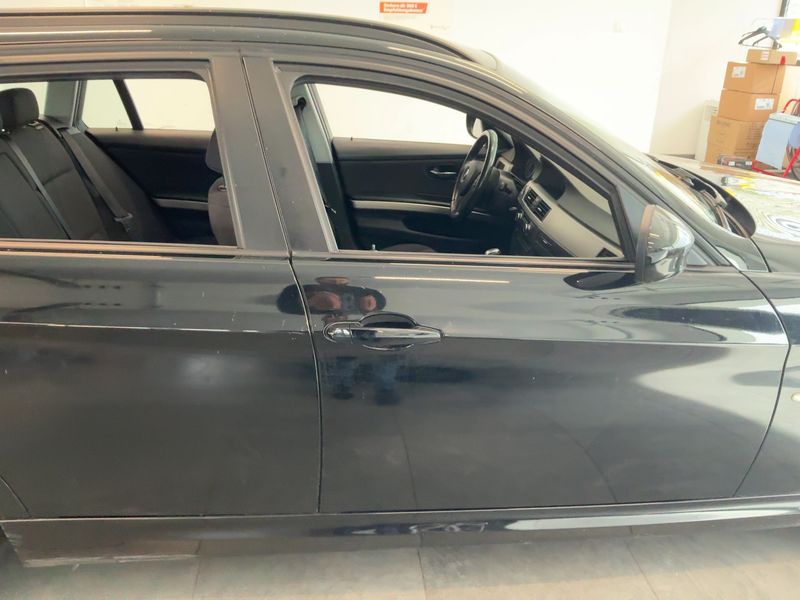 BMW 3er 320d 2011 – снимка 10