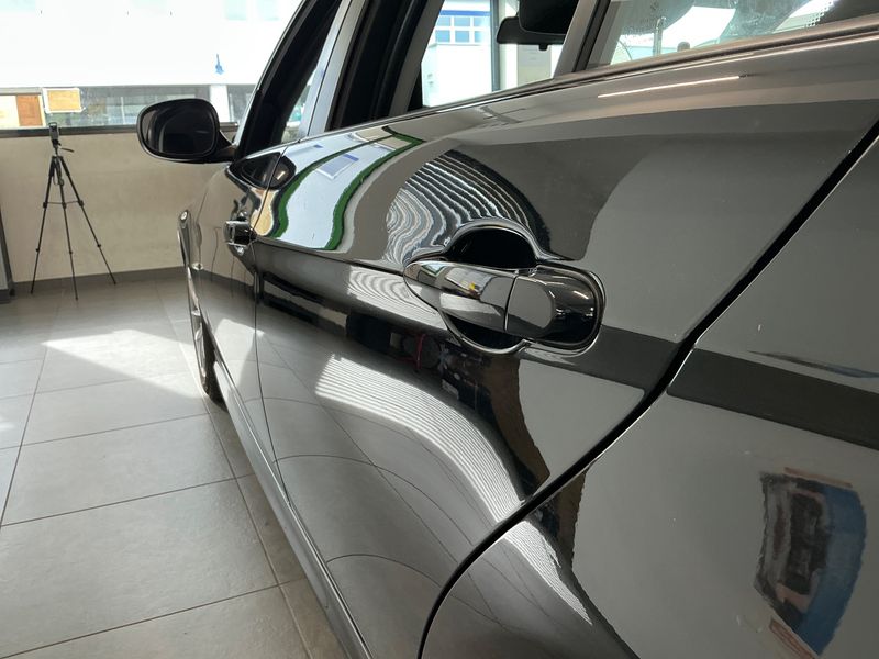 BMW 3er 320d 2011 – снимка 28