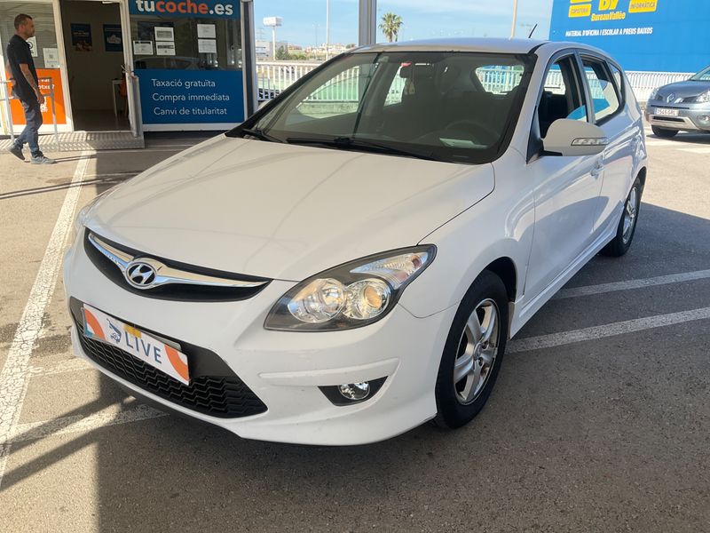 Hyundai i30 1.6 CRDi 2010 – снимка 1