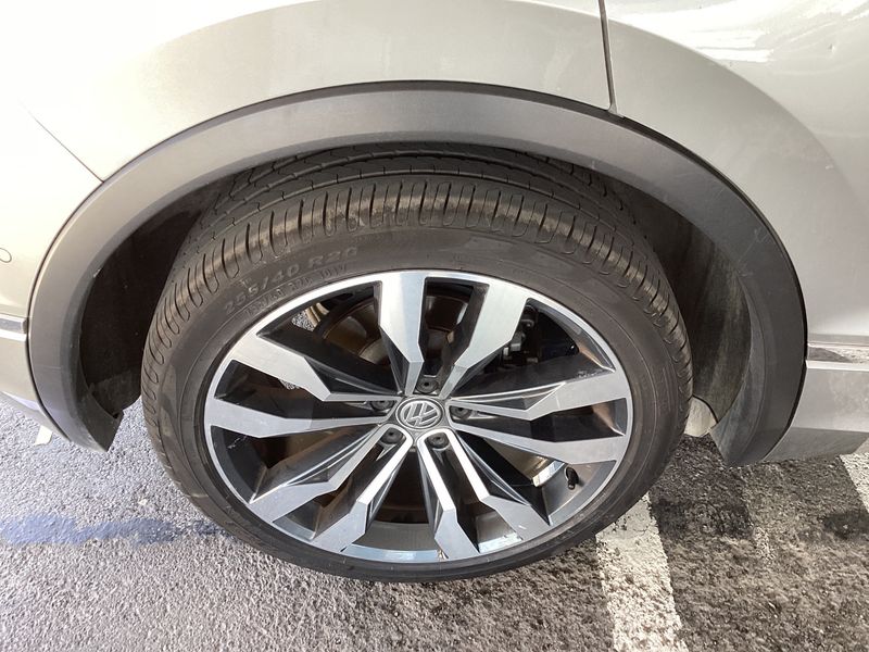 Volkswagen Tiguan 2.0 TDI Sport BlueMotion Tech 2018 – снимка 9