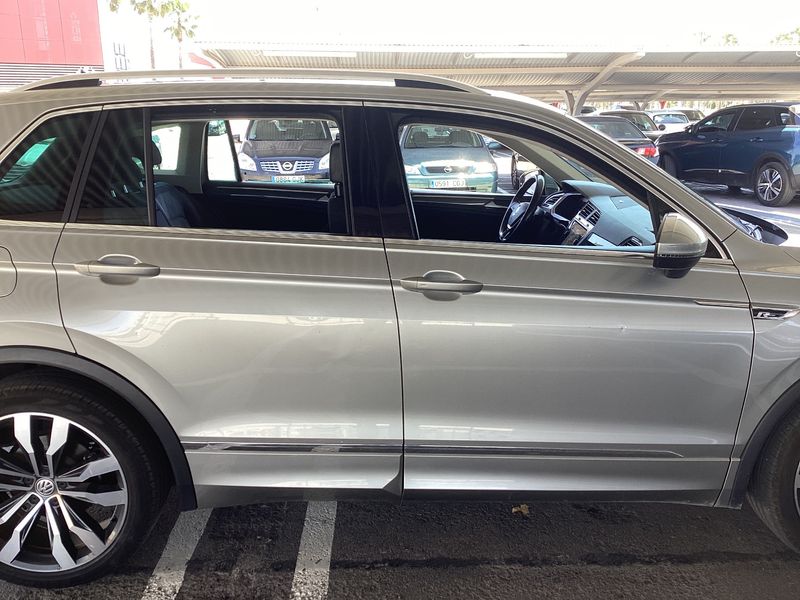 Volkswagen Tiguan 2.0 TDI Sport BlueMotion Tech 2018 – снимка 10