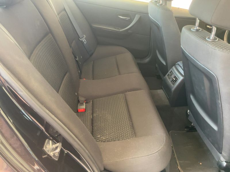 BMW 3er 320d 2011 – снимка 14