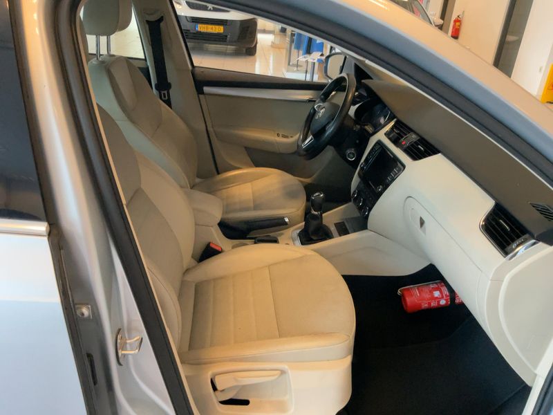 Skoda Octavia 2.0 TDI Style 2016 – снимка 16