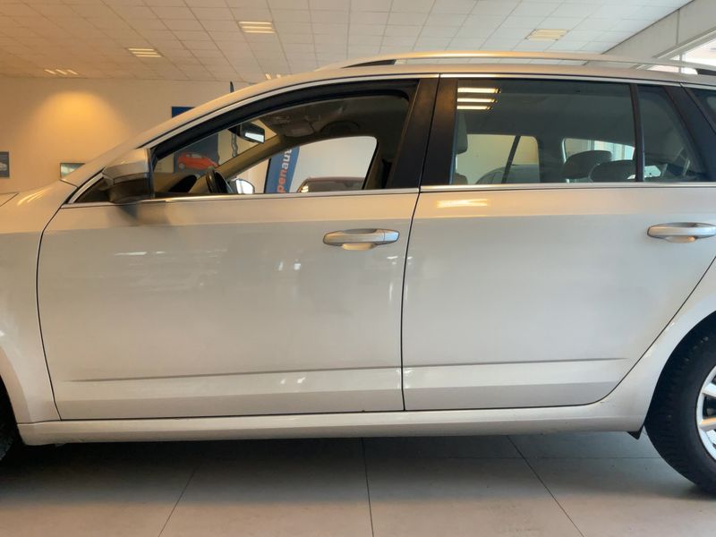 Skoda Octavia 2.0 TDI Style 2016 – снимка 4